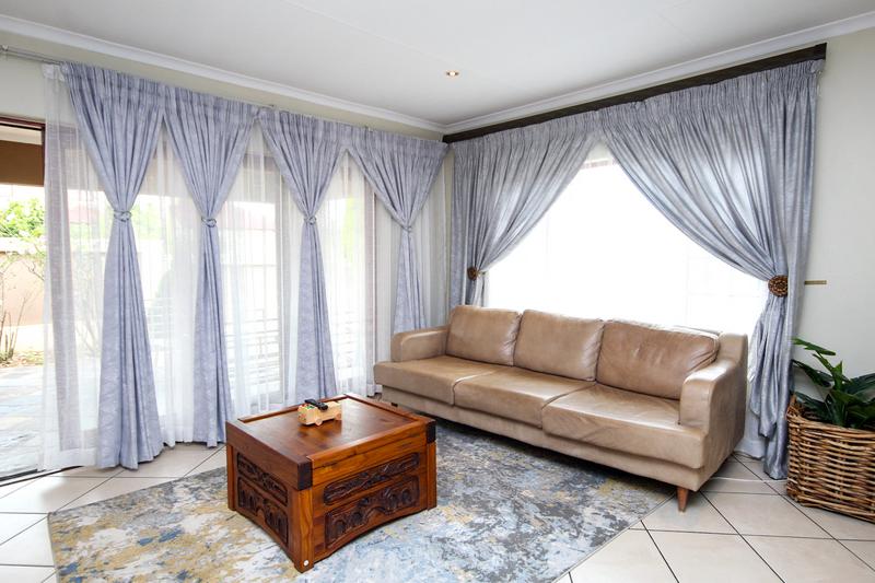3 Bedroom Property for Sale in Thatchfield Gauteng