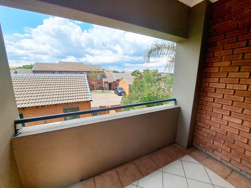 2 Bedroom Property for Sale in Eco Park Gauteng