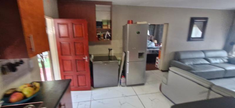 3 Bedroom Property for Sale in Heuwelsig Estate Gauteng