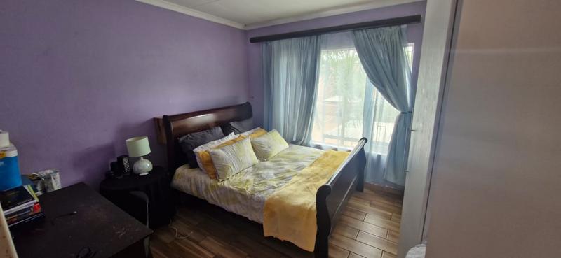 3 Bedroom Property for Sale in Heuwelsig Estate Gauteng