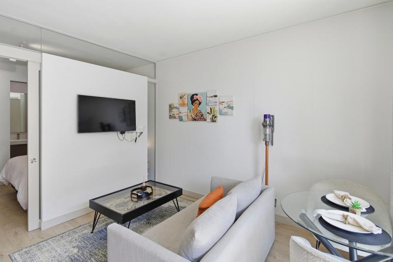 To Let 1 Bedroom Property for Rent in Rosebank Gauteng