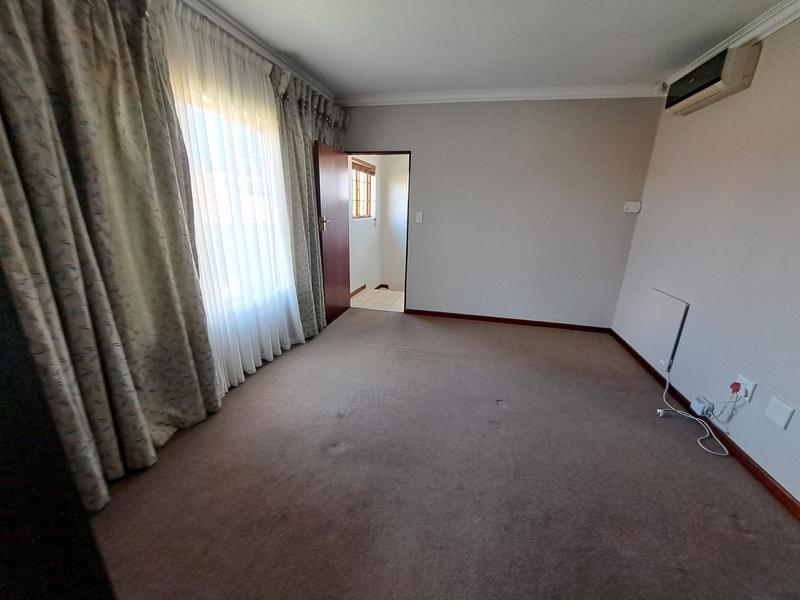 To Let 4 Bedroom Property for Rent in Noordwyk Gauteng