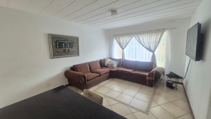 To Let 1 Bedroom Property for Rent in Whiteridge Gauteng