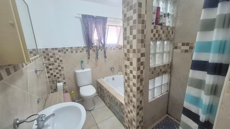 To Let 1 Bedroom Property for Rent in Whiteridge Gauteng