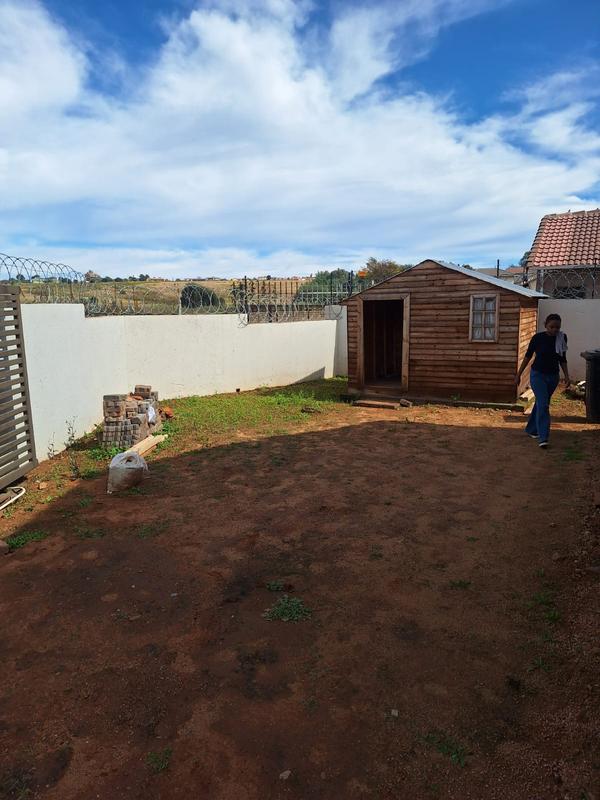 To Let 3 Bedroom Property for Rent in Witpoortjie Gauteng