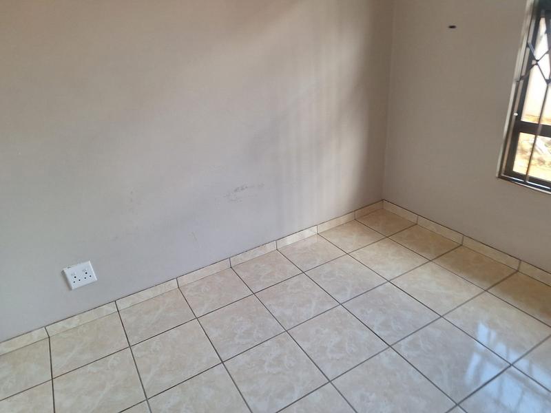 To Let 3 Bedroom Property for Rent in Witpoortjie Gauteng