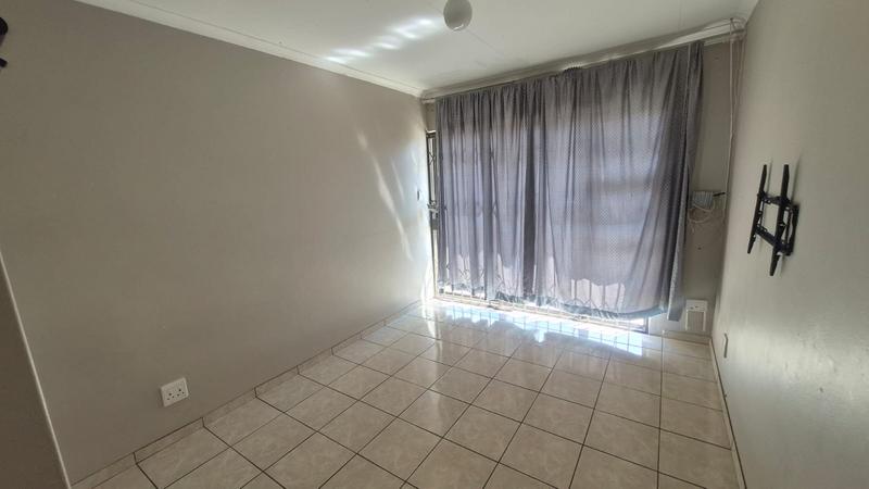 To Let 3 Bedroom Property for Rent in Witpoortjie Gauteng