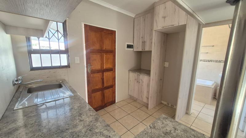 To Let 3 Bedroom Property for Rent in Witpoortjie Gauteng