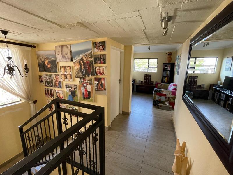 To Let 4 Bedroom Property for Rent in Pretorius Park Gauteng