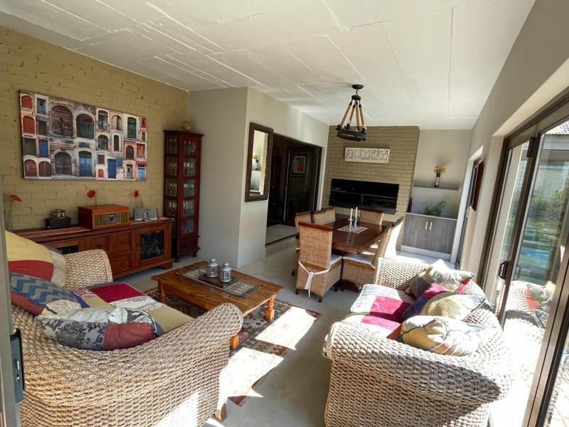 To Let 4 Bedroom Property for Rent in Pretorius Park Gauteng