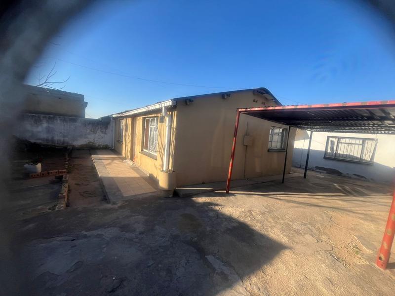 To Let 2 Bedroom Property for Rent in Meadowlands East Gauteng