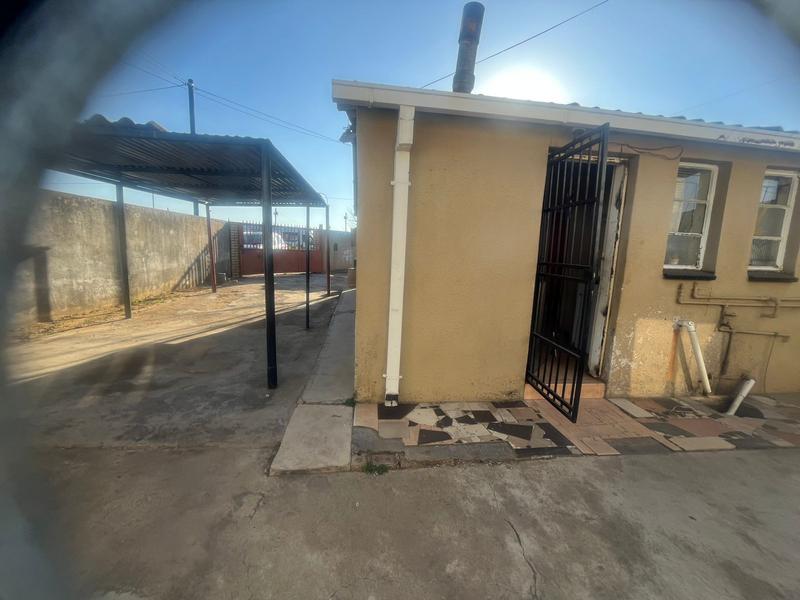 To Let 2 Bedroom Property for Rent in Meadowlands East Gauteng