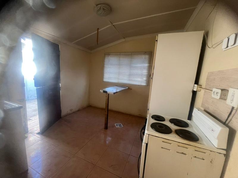 To Let 2 Bedroom Property for Rent in Meadowlands East Gauteng