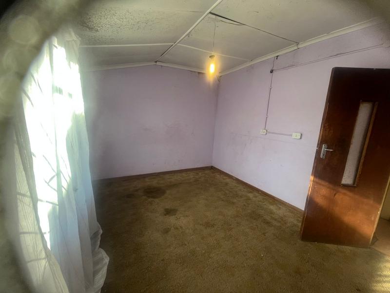 To Let 2 Bedroom Property for Rent in Meadowlands East Gauteng