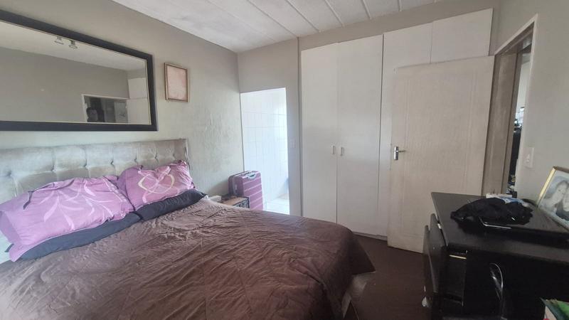 3 Bedroom Property for Sale in Roodekrans Gauteng