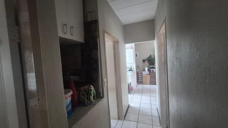 3 Bedroom Property for Sale in Roodekrans Gauteng