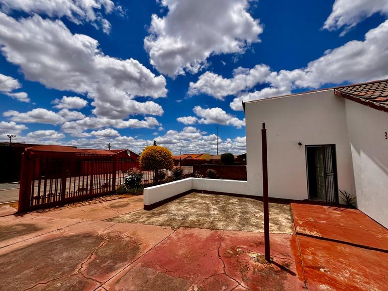 3 Bedroom Property for Sale in Soshanguve Gauteng