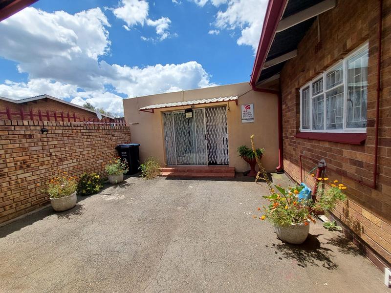 4 Bedroom Property for Sale in Vanderbijlpark SE 1 Gauteng
