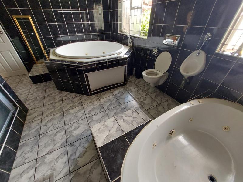 4 Bedroom Property for Sale in Vanderbijlpark SE 1 Gauteng