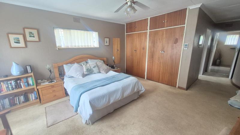 4 Bedroom Property for Sale in Rant En Dal Gauteng