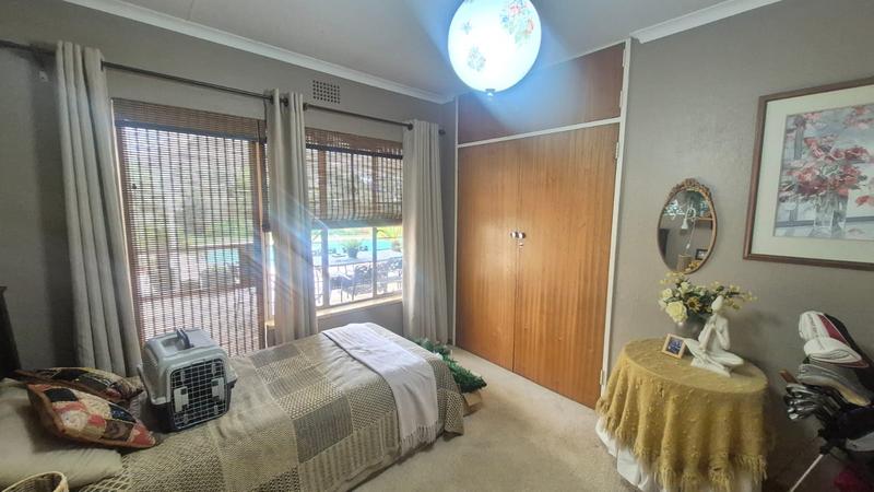 4 Bedroom Property for Sale in Rant En Dal Gauteng