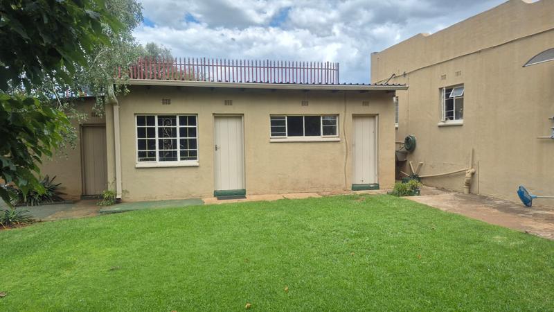 4 Bedroom Property for Sale in Rant En Dal Gauteng