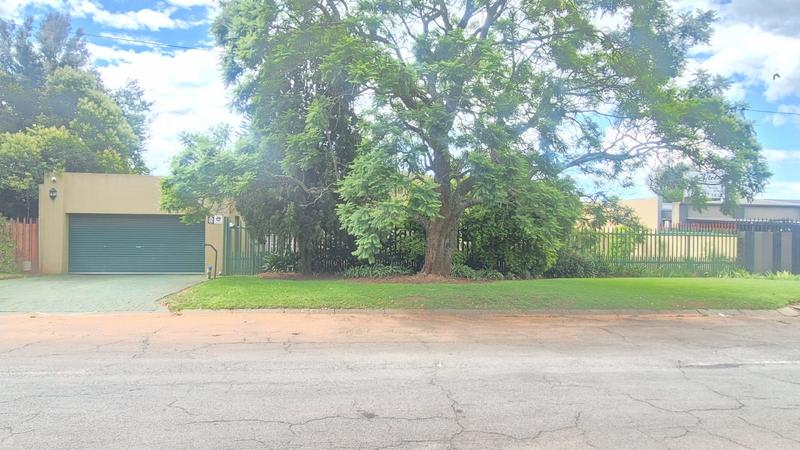 4 Bedroom Property for Sale in Rant En Dal Gauteng