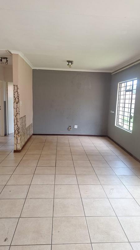 2 Bedroom Property for Sale in Randfontein Gauteng