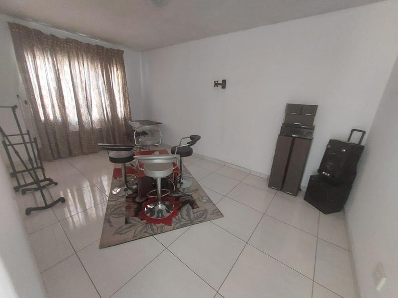 5 Bedroom Property for Sale in Riverspray Lifestyle Estate Gauteng