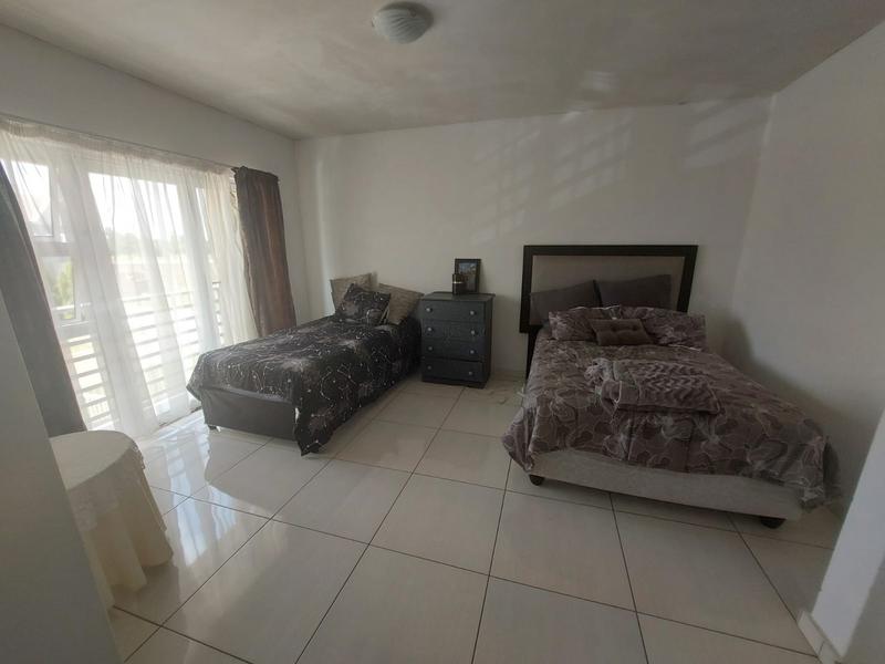 5 Bedroom Property for Sale in Riverspray Lifestyle Estate Gauteng