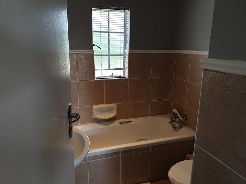 2 Bedroom Property for Sale in Mooikloof Ridge Gauteng