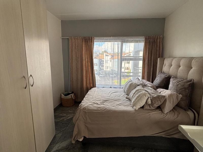 2 Bedroom Property for Sale in Honeydew Grove Gauteng