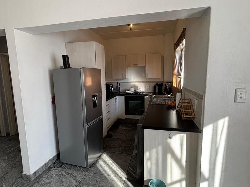 2 Bedroom Property for Sale in Honeydew Grove Gauteng