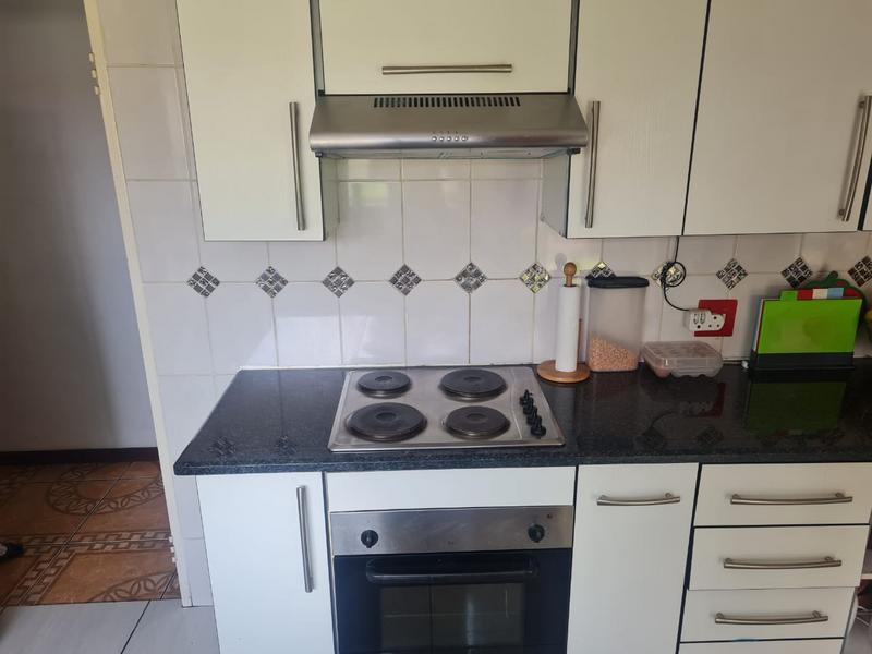 To Let 4 Bedroom Property for Rent in Lambton Gardens Gauteng