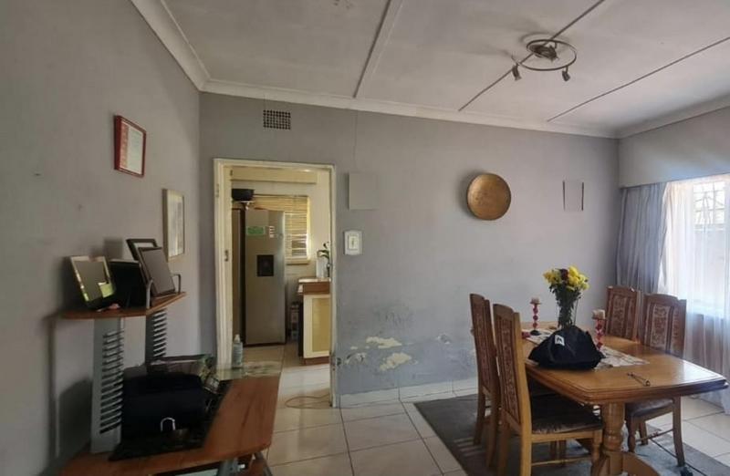 3 Bedroom Property for Sale in Klippoortje Gauteng