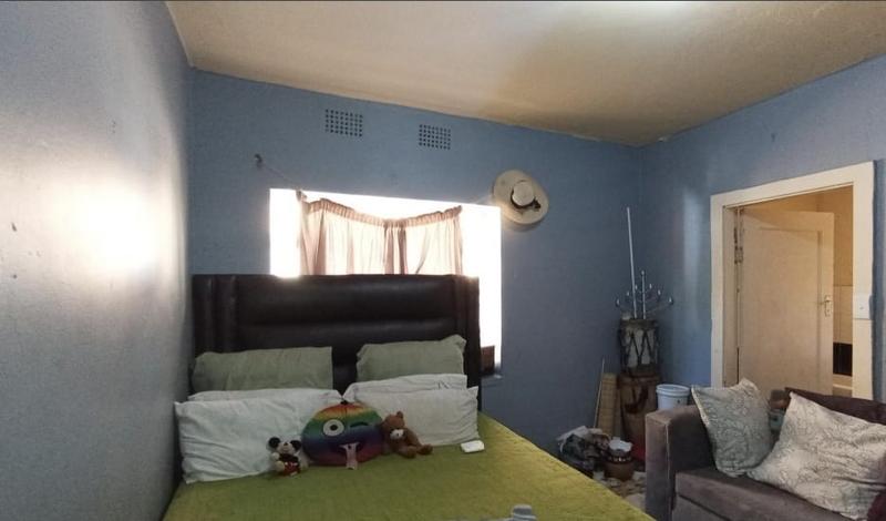 10 Bedroom Property for Sale in Rosettenville Gauteng