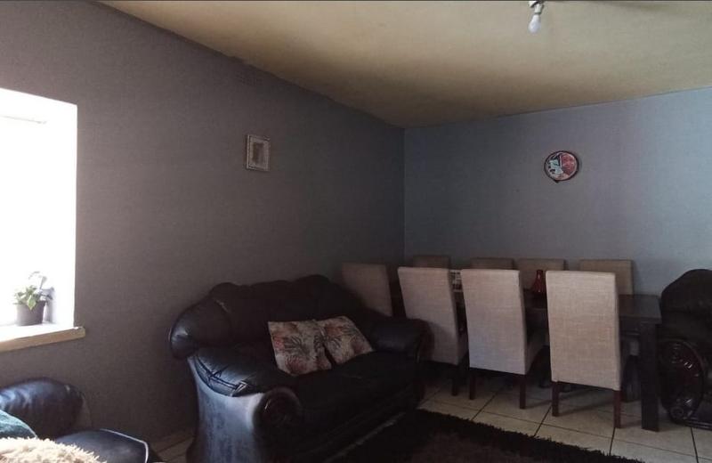 10 Bedroom Property for Sale in Rosettenville Gauteng