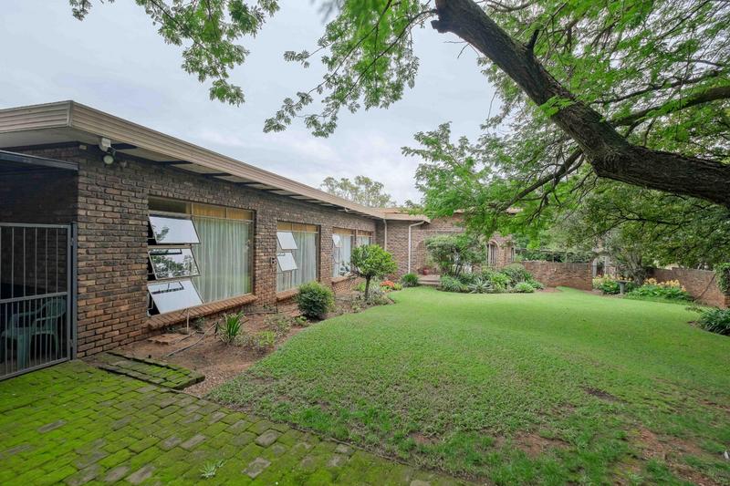 5 Bedroom Property for Sale in Murrayfield Gauteng