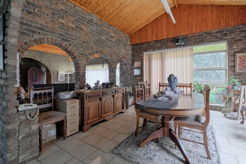 5 Bedroom Property for Sale in Murrayfield Gauteng