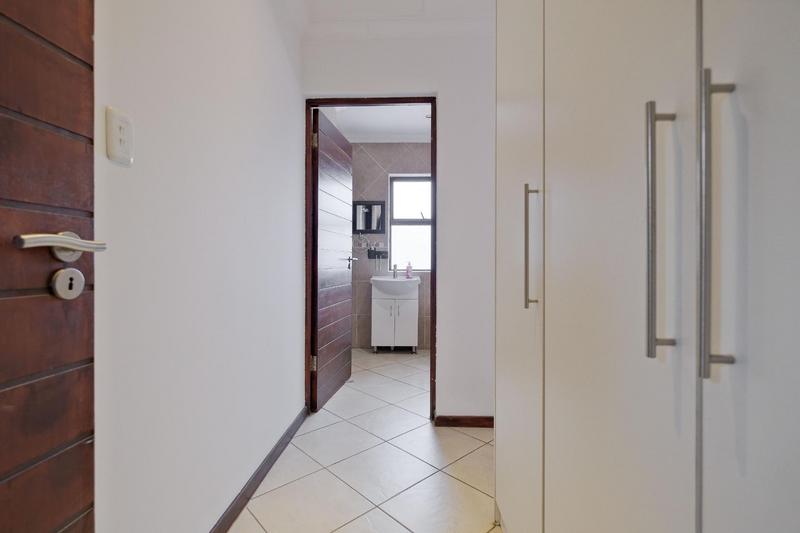 4 Bedroom Property for Sale in Rietvalleirand Gauteng