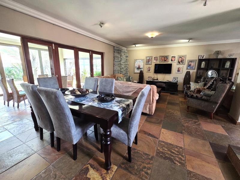 5 Bedroom Property for Sale in Zambezi Country Estate Gauteng