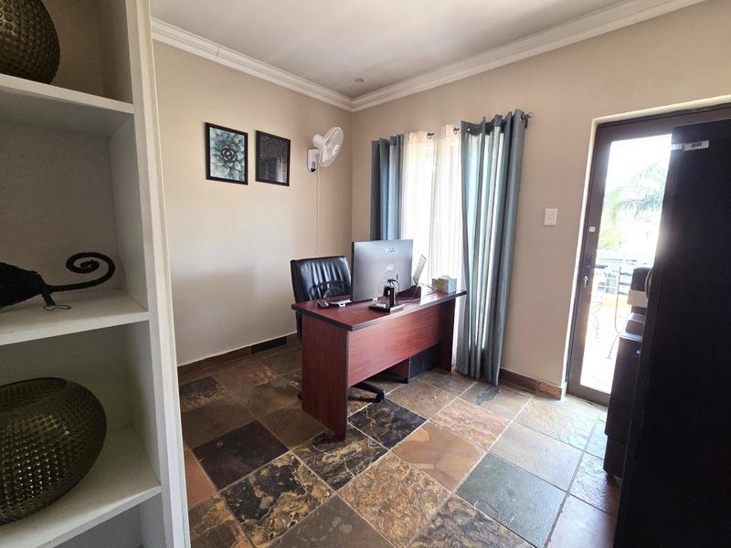 5 Bedroom Property for Sale in Zambezi Country Estate Gauteng