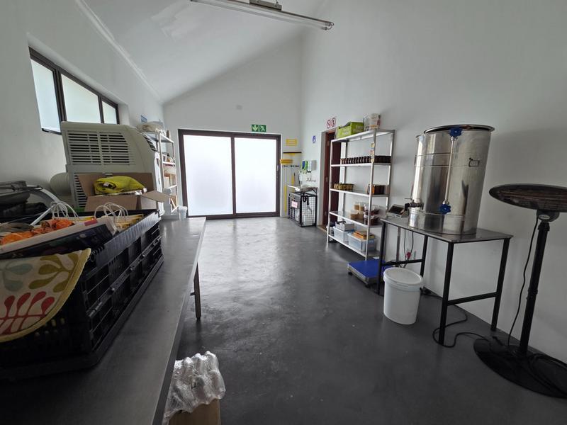 5 Bedroom Property for Sale in Zambezi Country Estate Gauteng