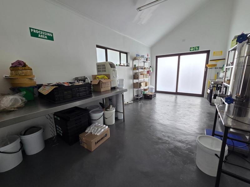 5 Bedroom Property for Sale in Zambezi Country Estate Gauteng