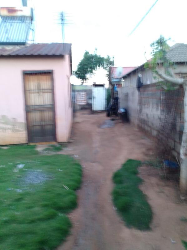 2 Bedroom Property for Sale in Etwatwa East Gauteng