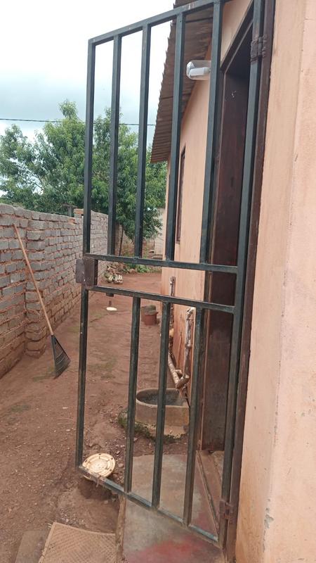 2 Bedroom Property for Sale in Grasmere Gauteng