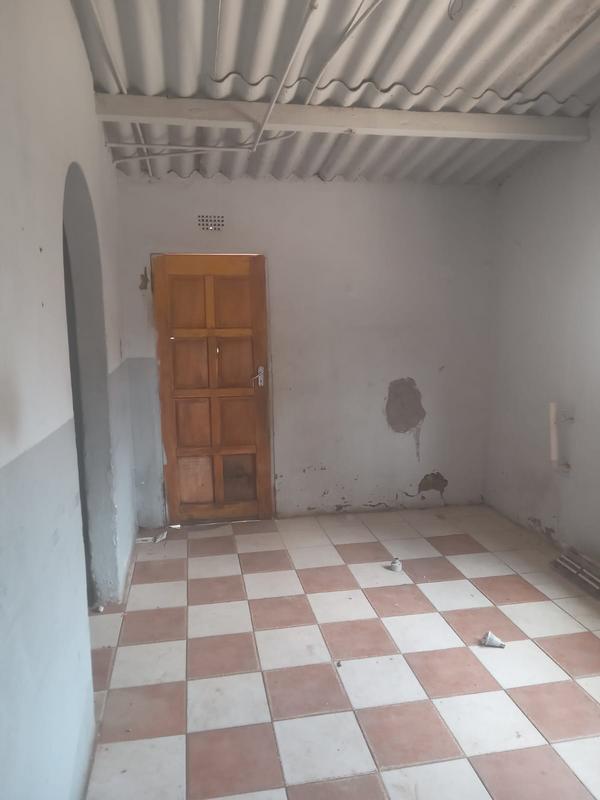 0 Bedroom Property for Sale in Zola Gauteng