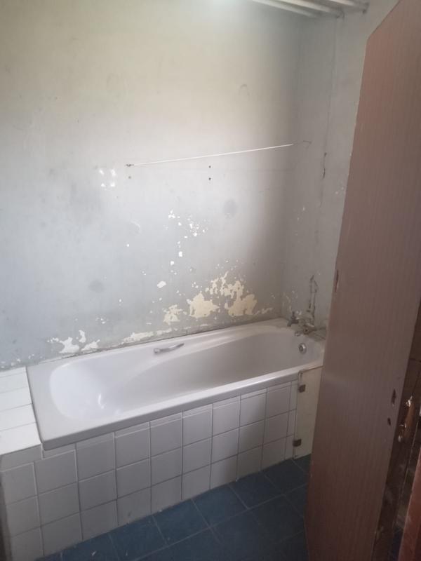 0 Bedroom Property for Sale in Zola Gauteng