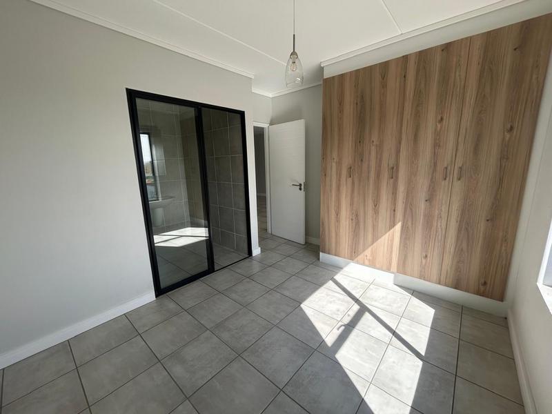 To Let 3 Bedroom Property for Rent in Silver Lakes Gauteng