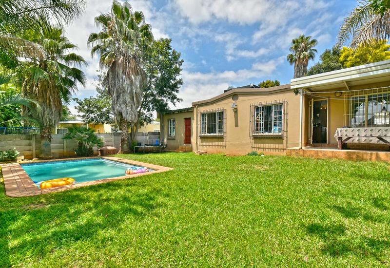 2 Bedroom Property for Sale in Randpark Ridge Gauteng